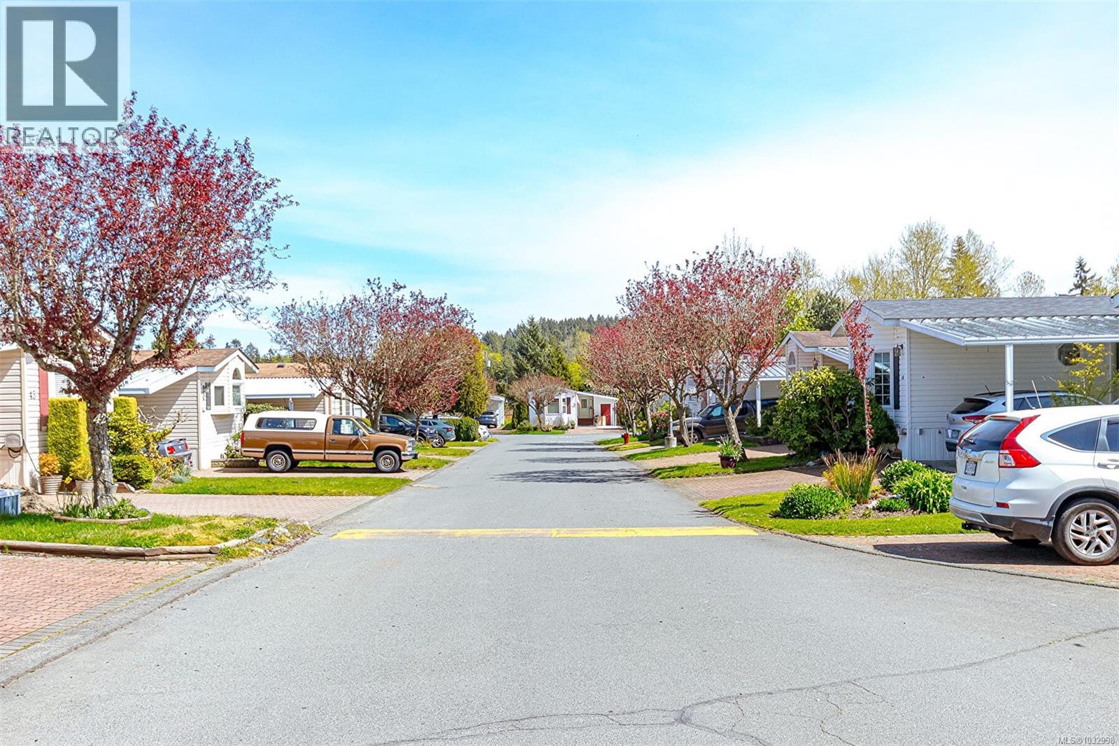 #9 7583 Central Saanich Rd - 34