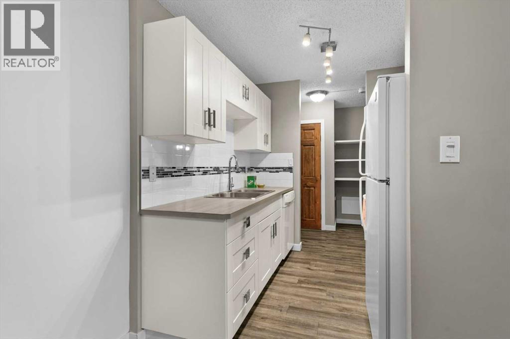 #110 816 89 Avenue SW - 10