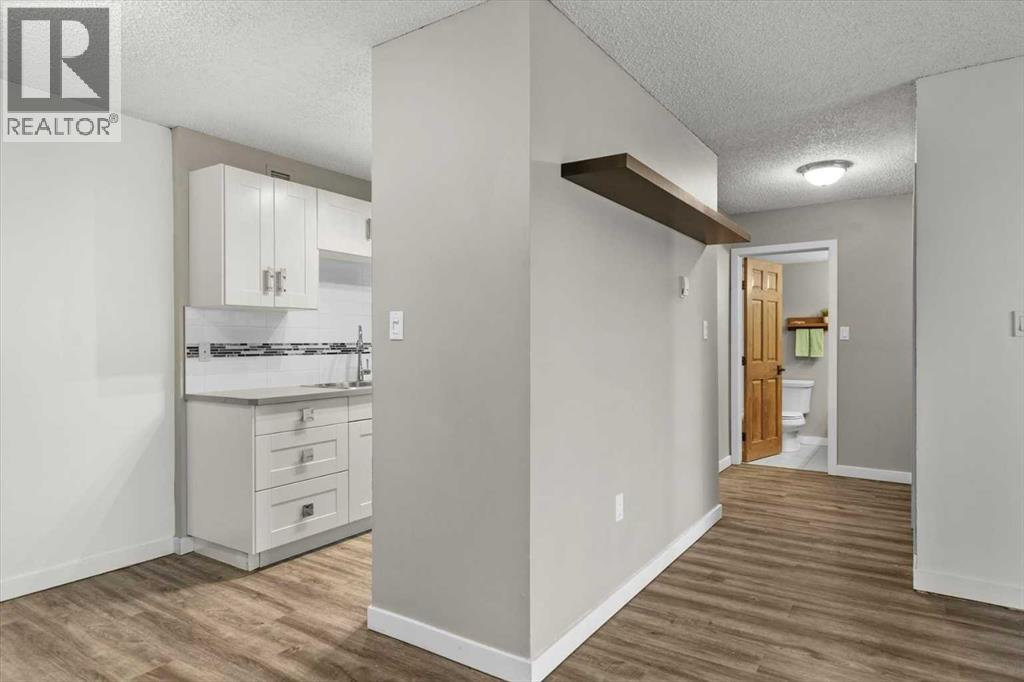 #110 816 89 Avenue SW - 11