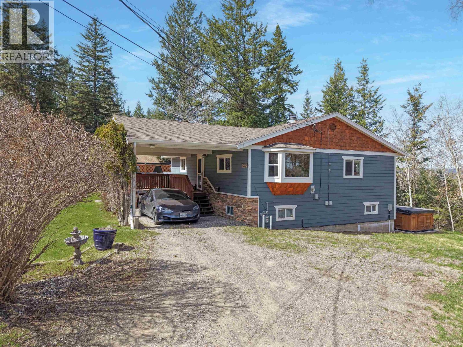 216 MOUNTVIEW DRIVE - 32