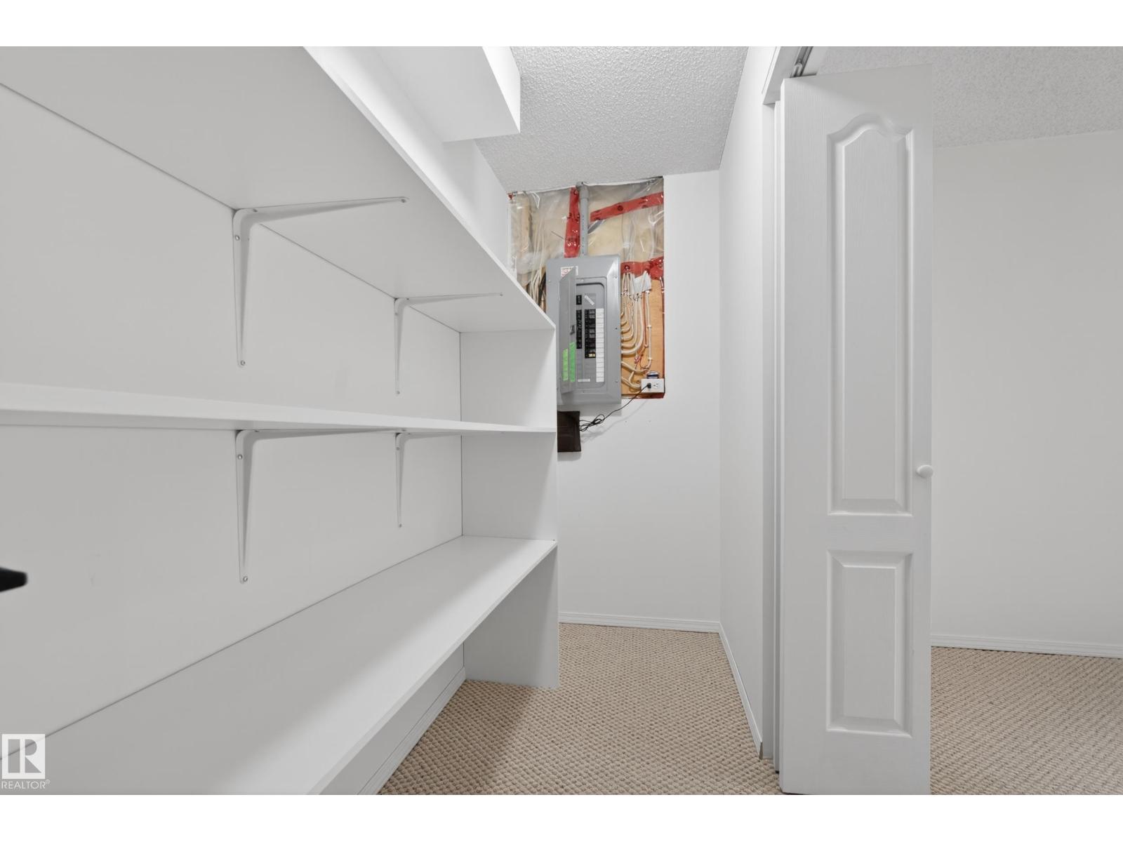 #40 49 COLWILL BV, Sherwood Park