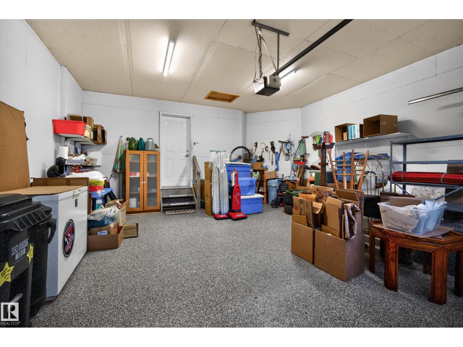 #40 49 COLWILL BV, Sherwood Park