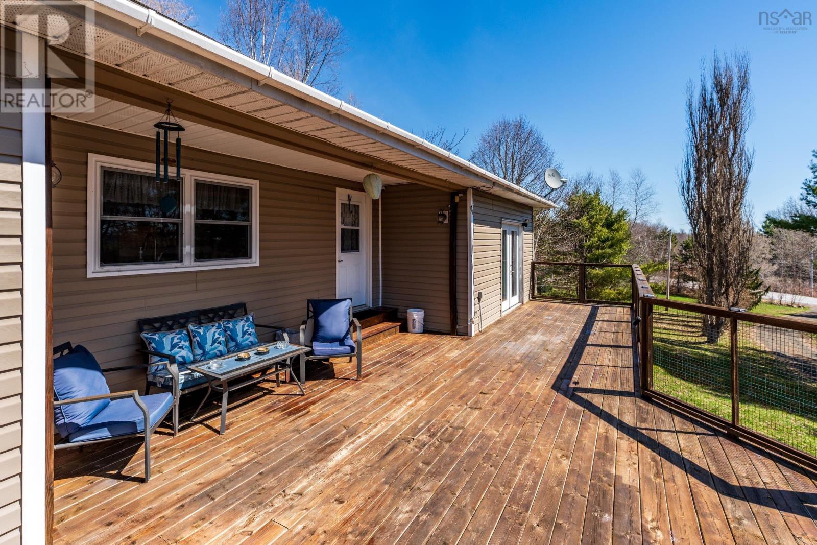 Deck