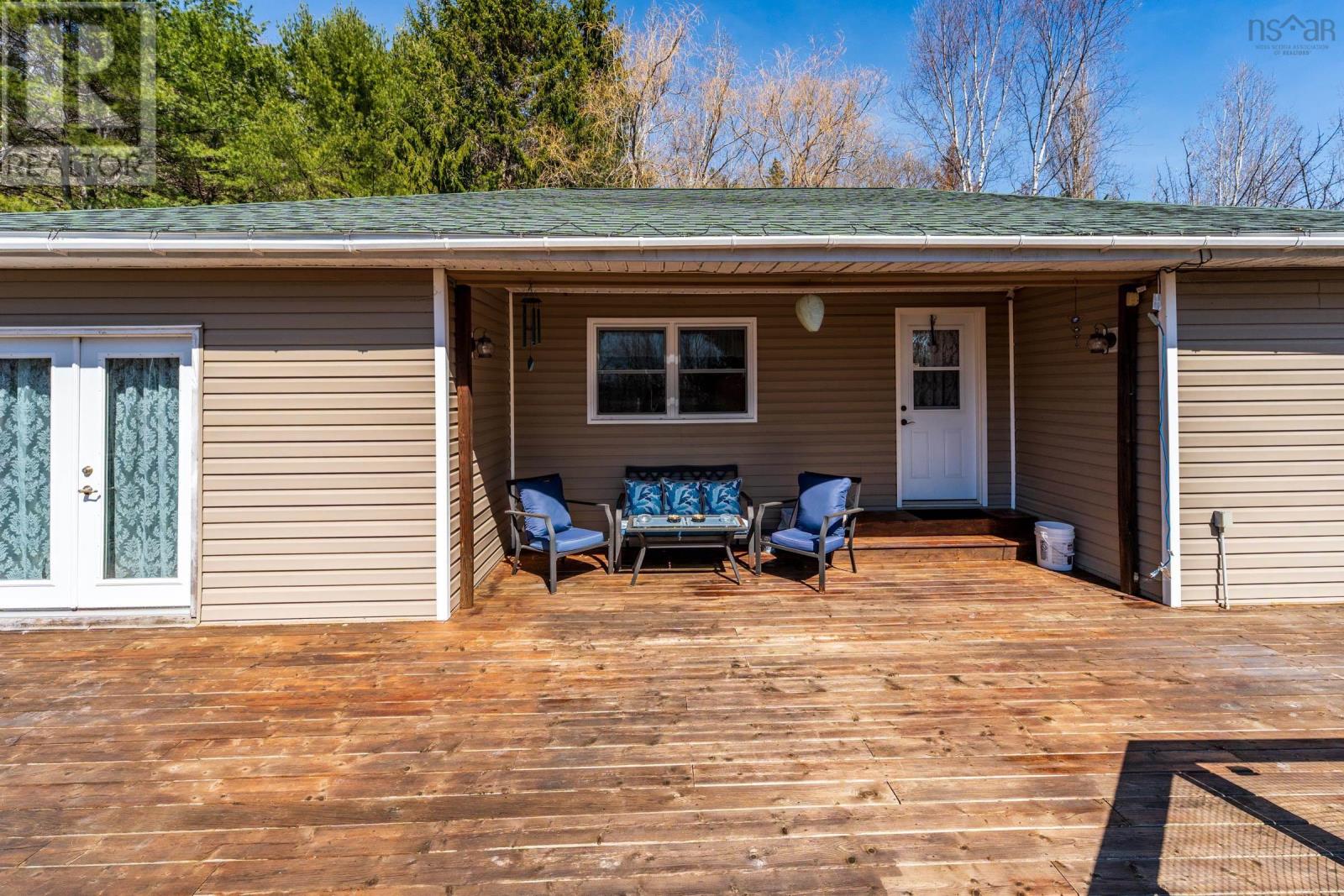 Deck