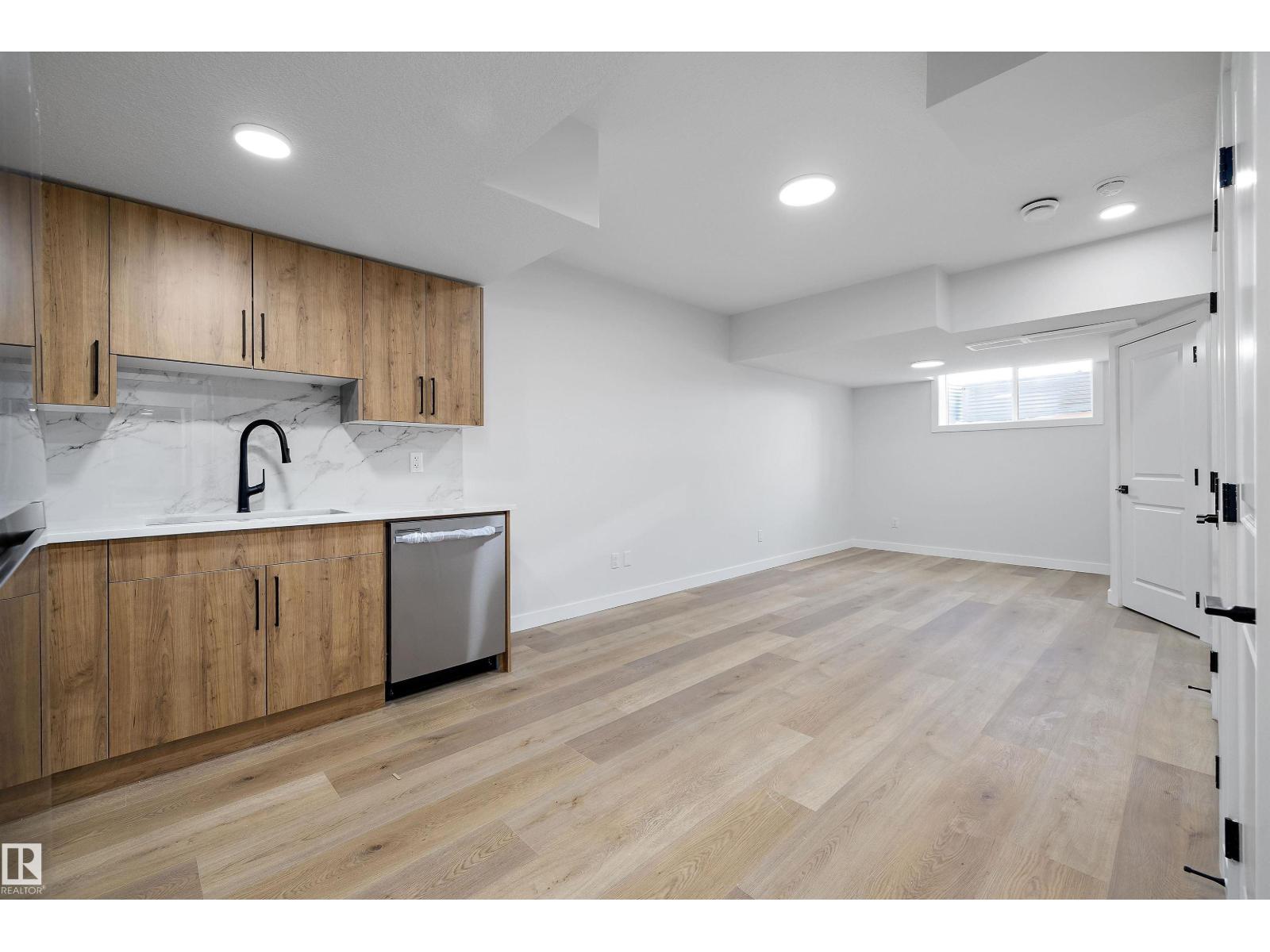 954 Elderberry LD NW - 42
