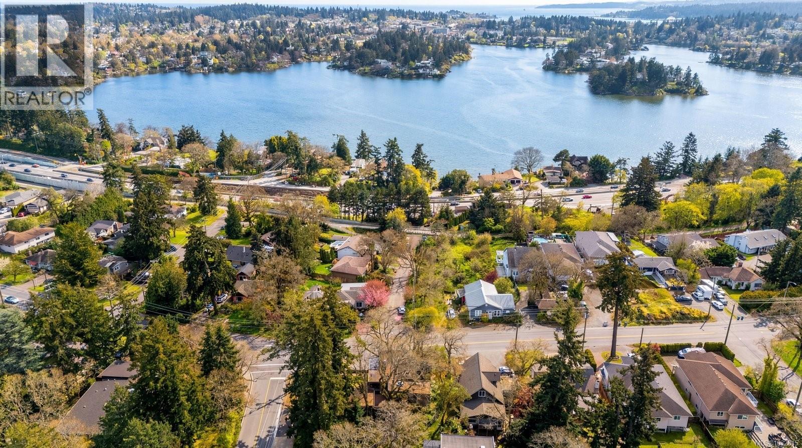 1168 Burnside Rd W - 4