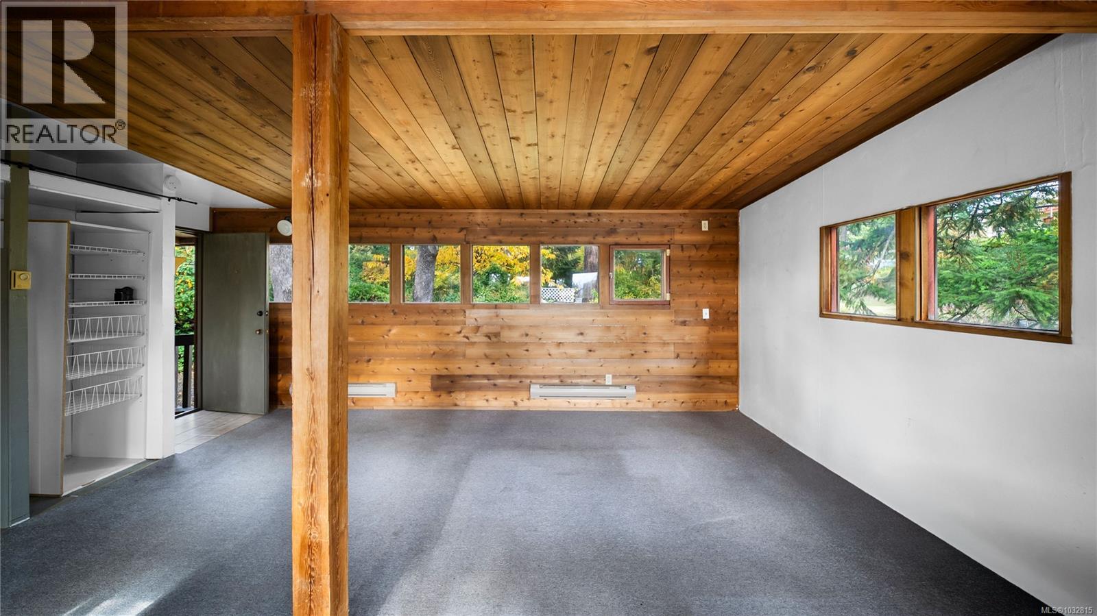 1168 Burnside Rd W - 42