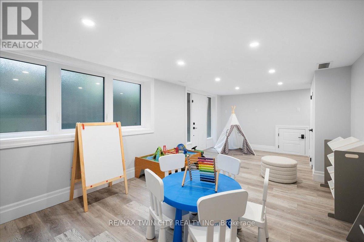162 GREENBROOK DRIVE — photo 30