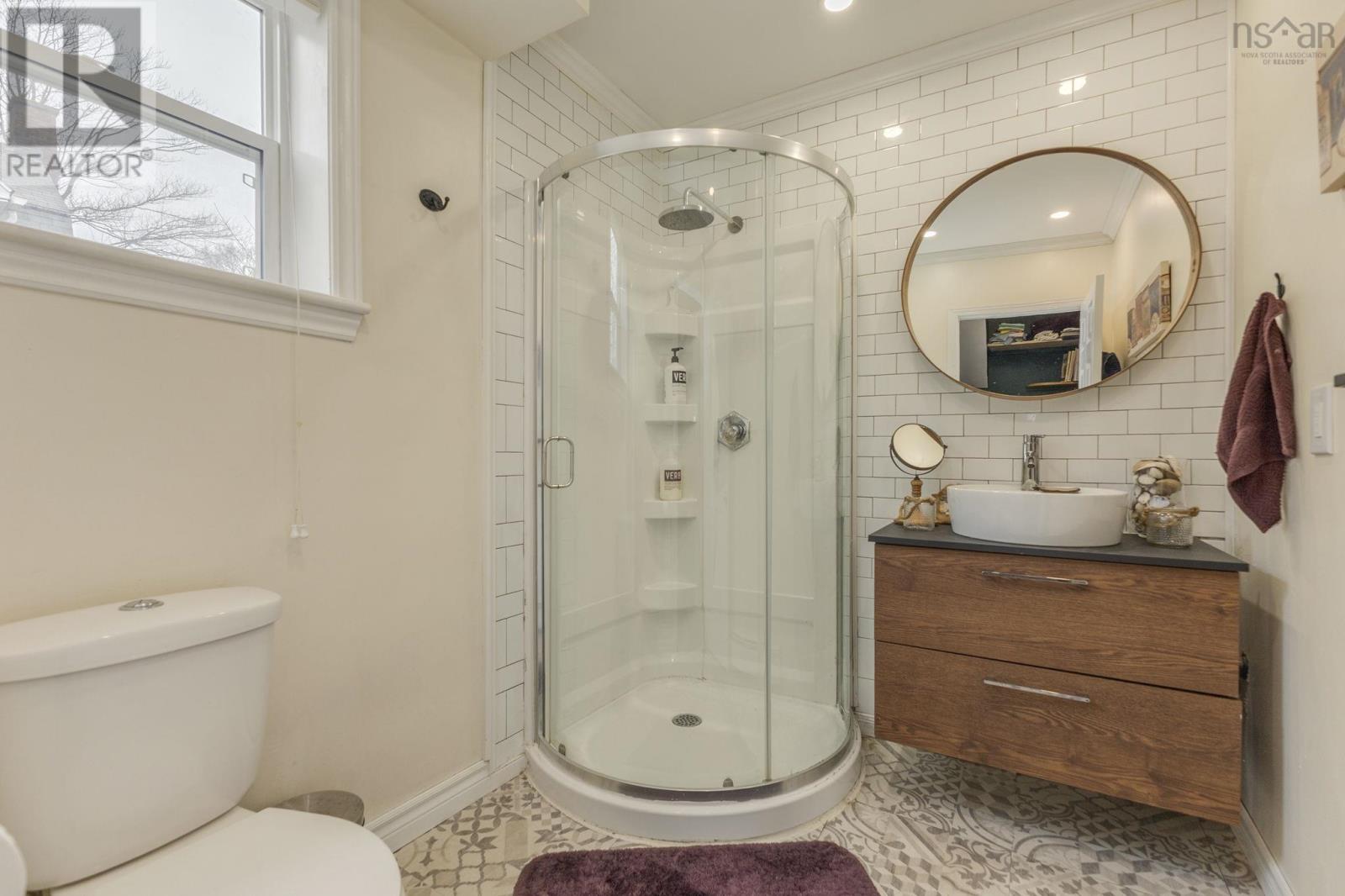 Property 24 of 49 of 1946 West Street