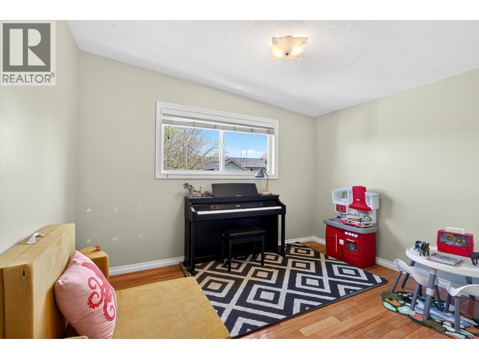 1437 Aspen Court, Kelowna