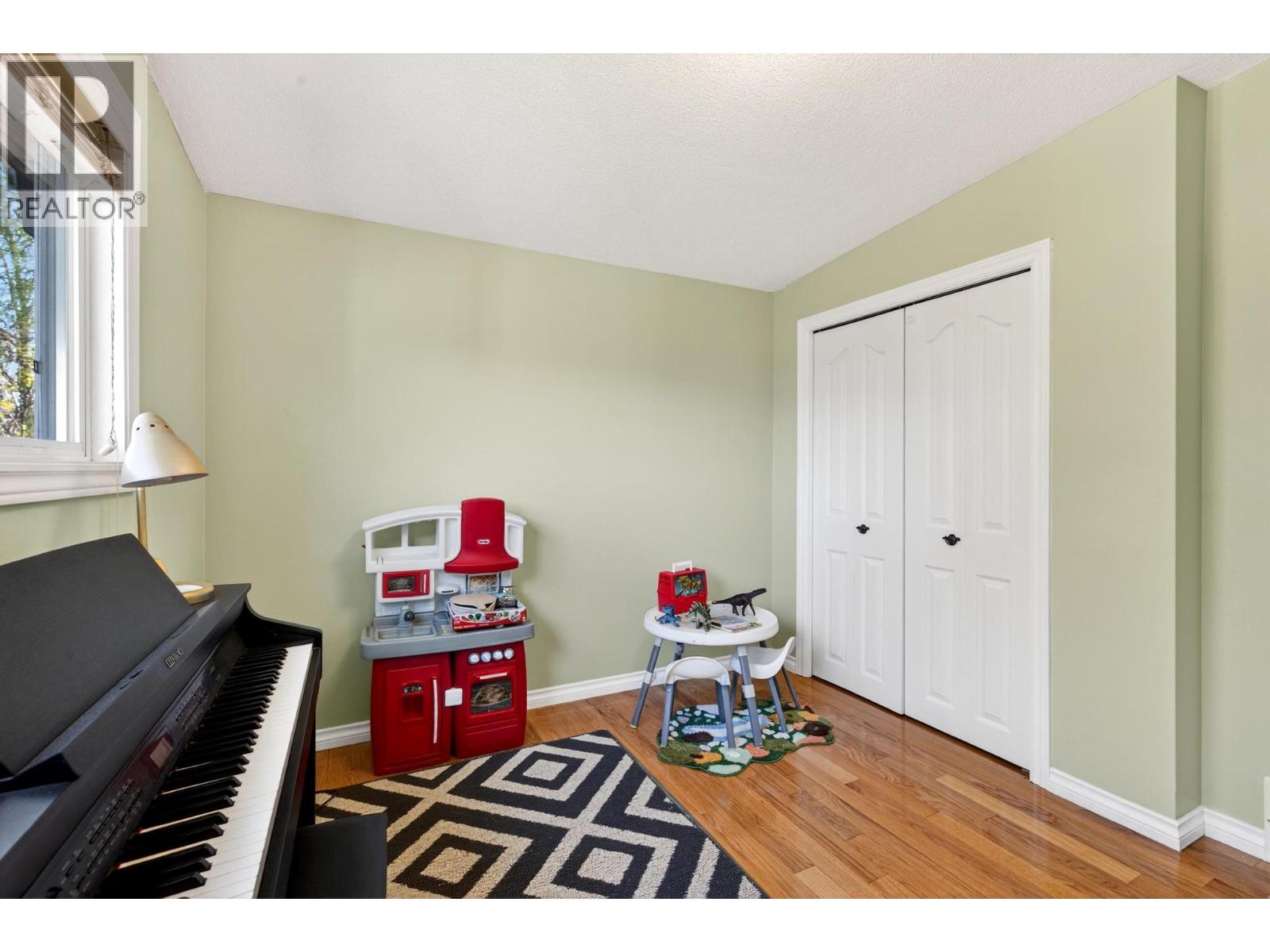 1437 Aspen Court, Kelowna