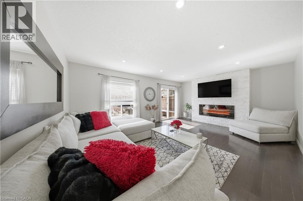 105 BARD Boulevard Unit# 40, Guelph, Ontario, N1L0E2 — Photo 18