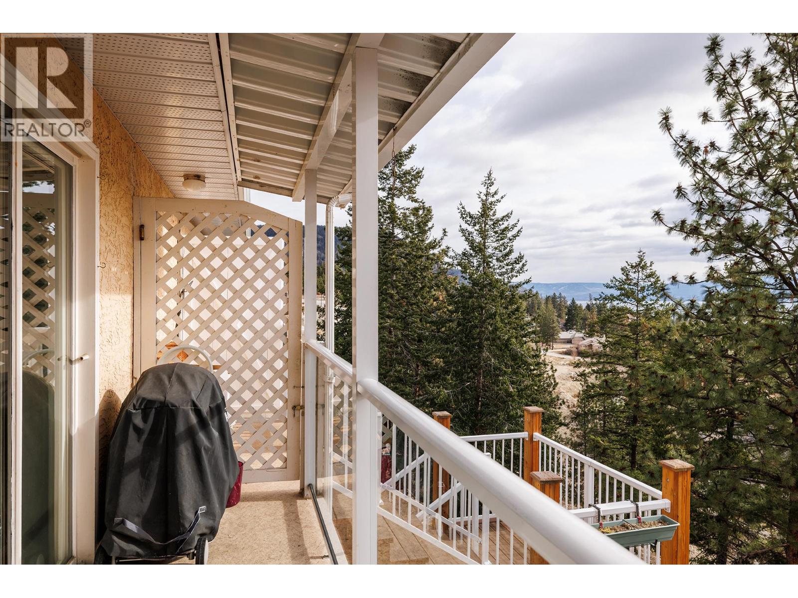 4450 Ponderosa Drive Unit# 202, Peachland