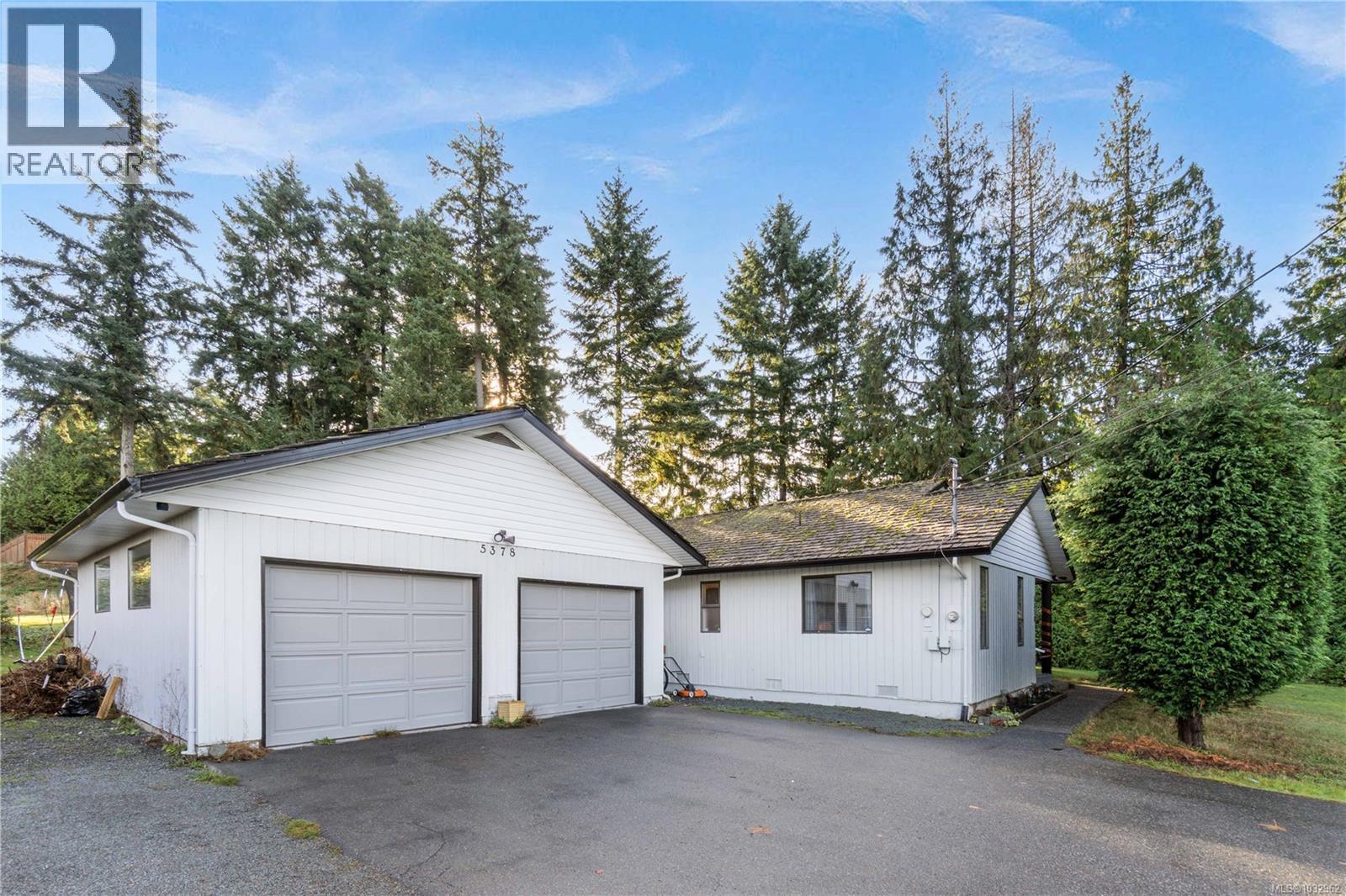 5378 Rutherford Rd - 5
