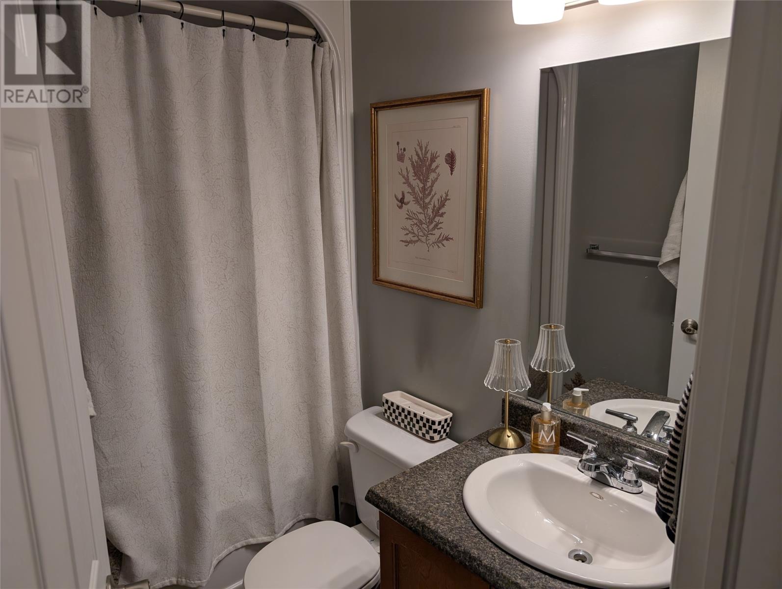 19 SPRUCEDALE DRIVE - 8