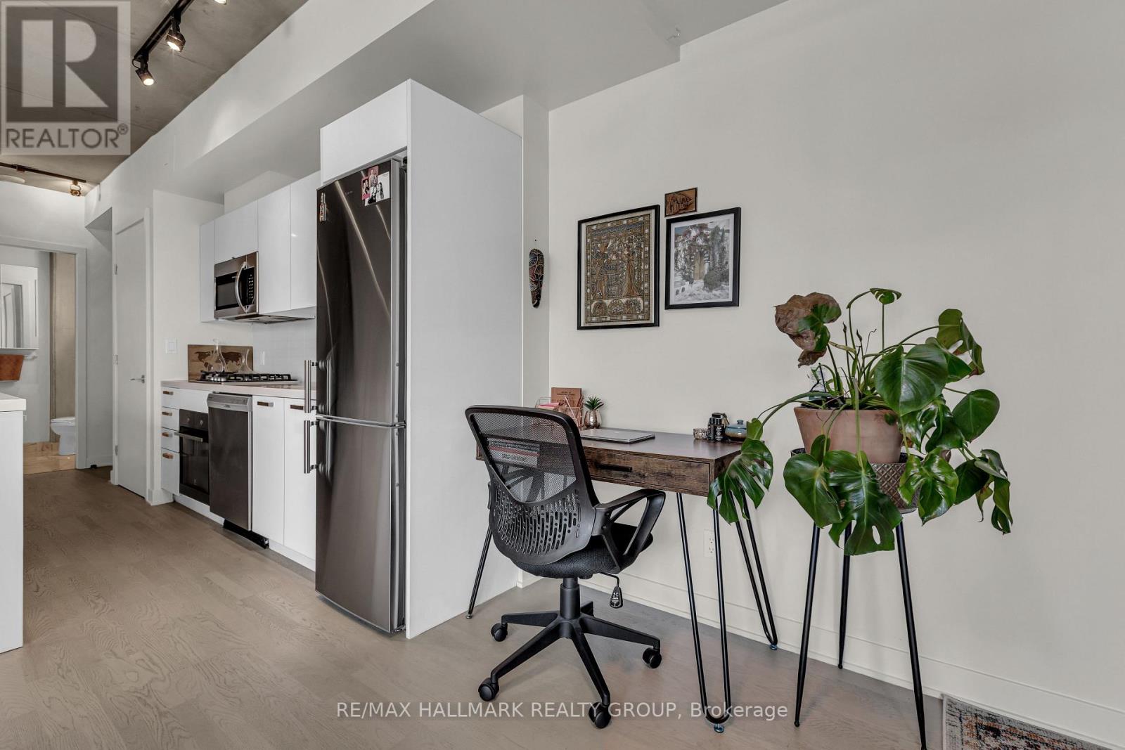 #311 203 CATHERINE STREET - 10