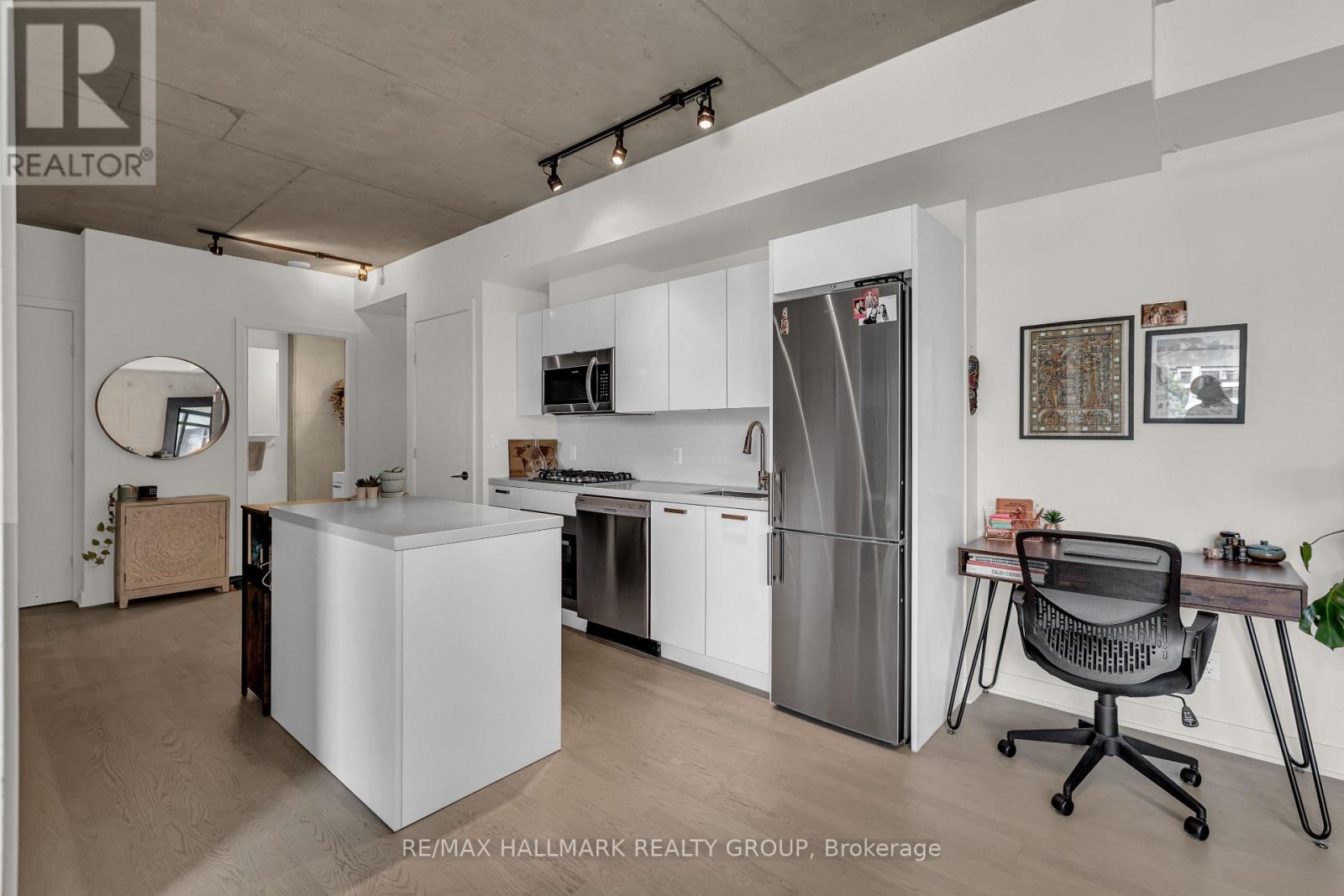 #311 203 CATHERINE STREET - 8