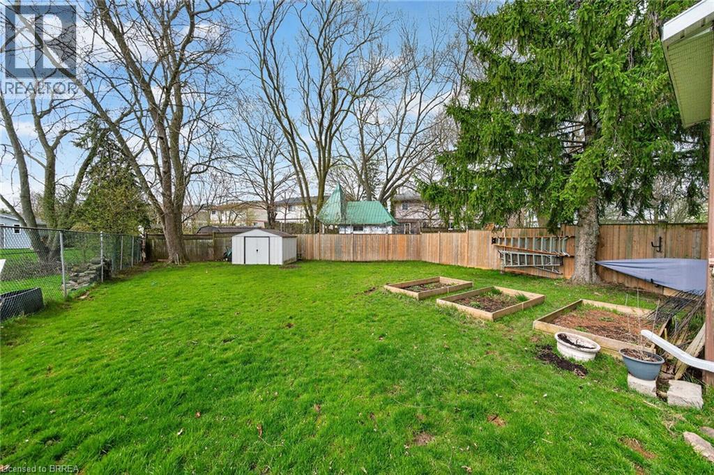 34 ENFIELD Crescent - 31
