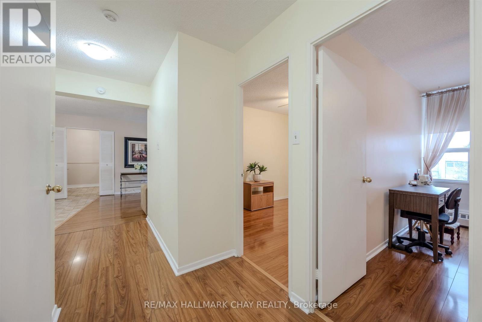 Hallway Looking towards Kitchen