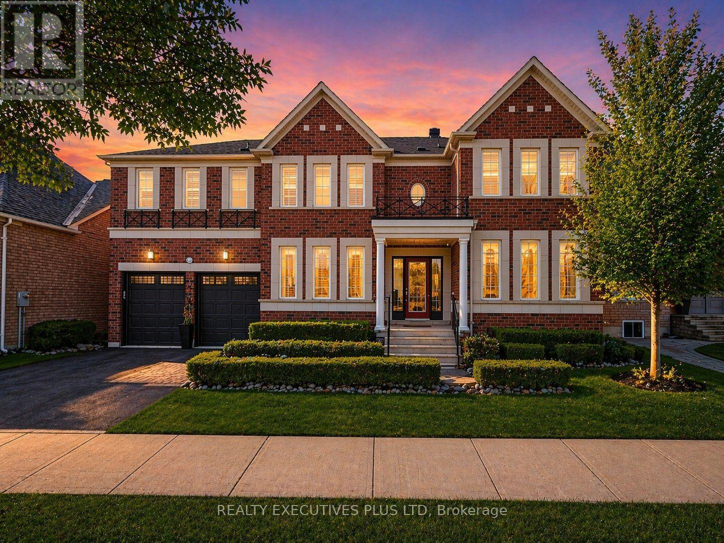 46 WILLIAMSON DRIVE W