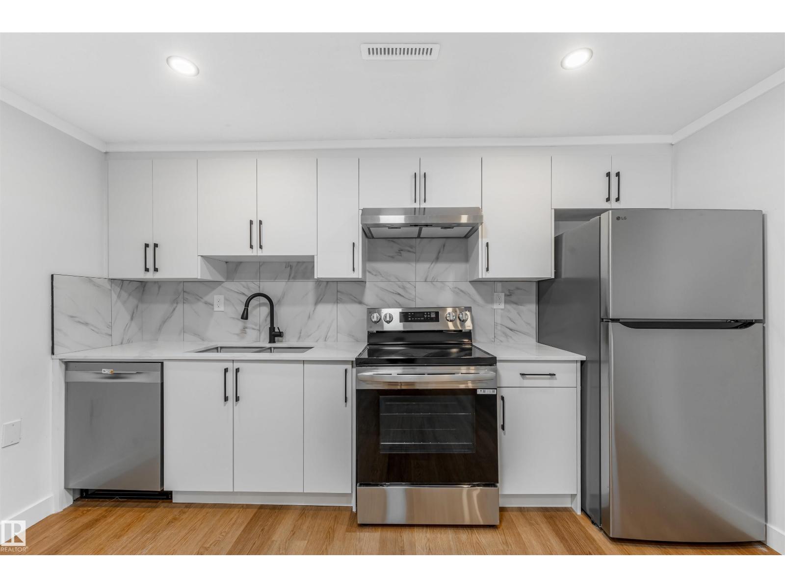 12033 54 ST NW, Edmonton