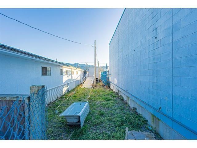 44477 YALE ROAD, West Chilliwack — photo 4