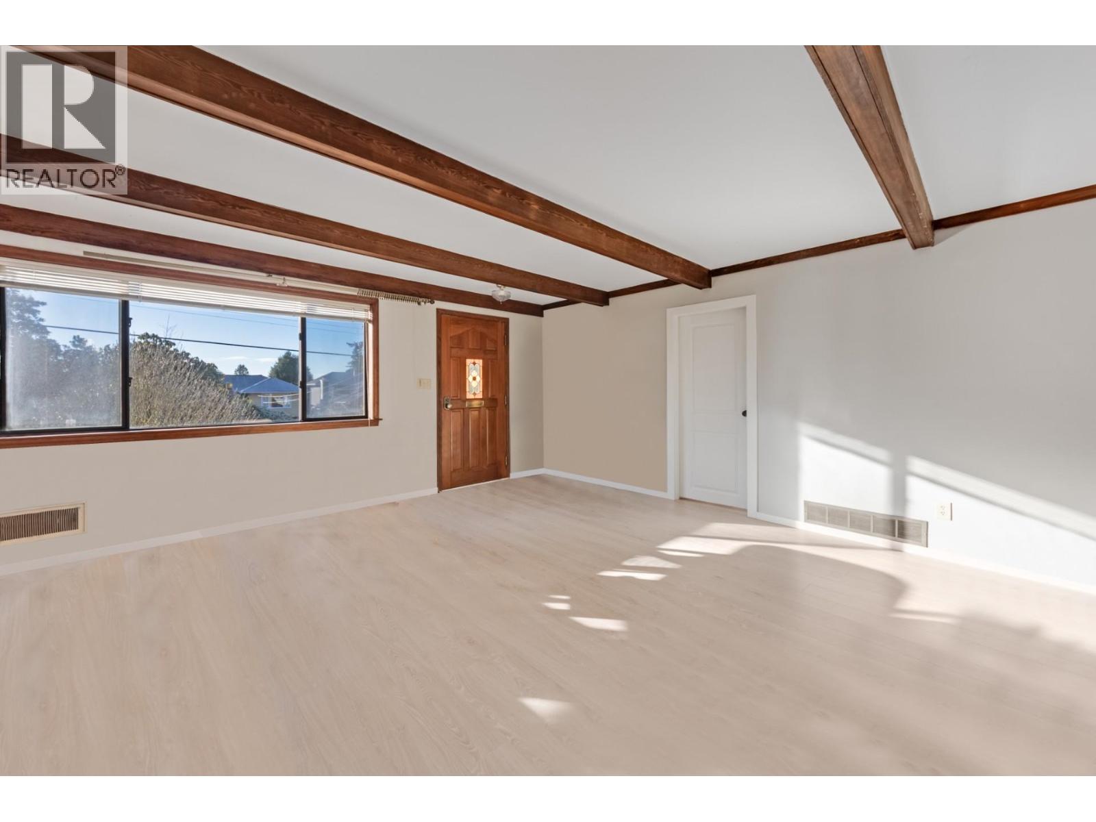 2317 KINGS AVENUE, West Vancouver