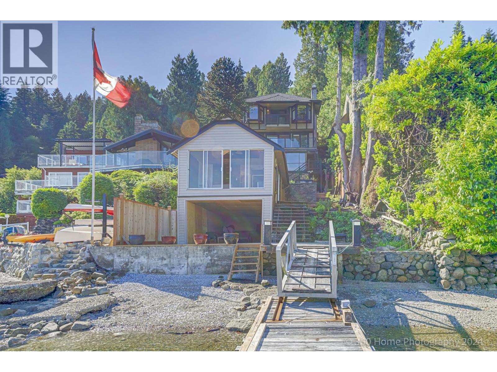 2660 PANORAMA DRIVE, North Vancouver