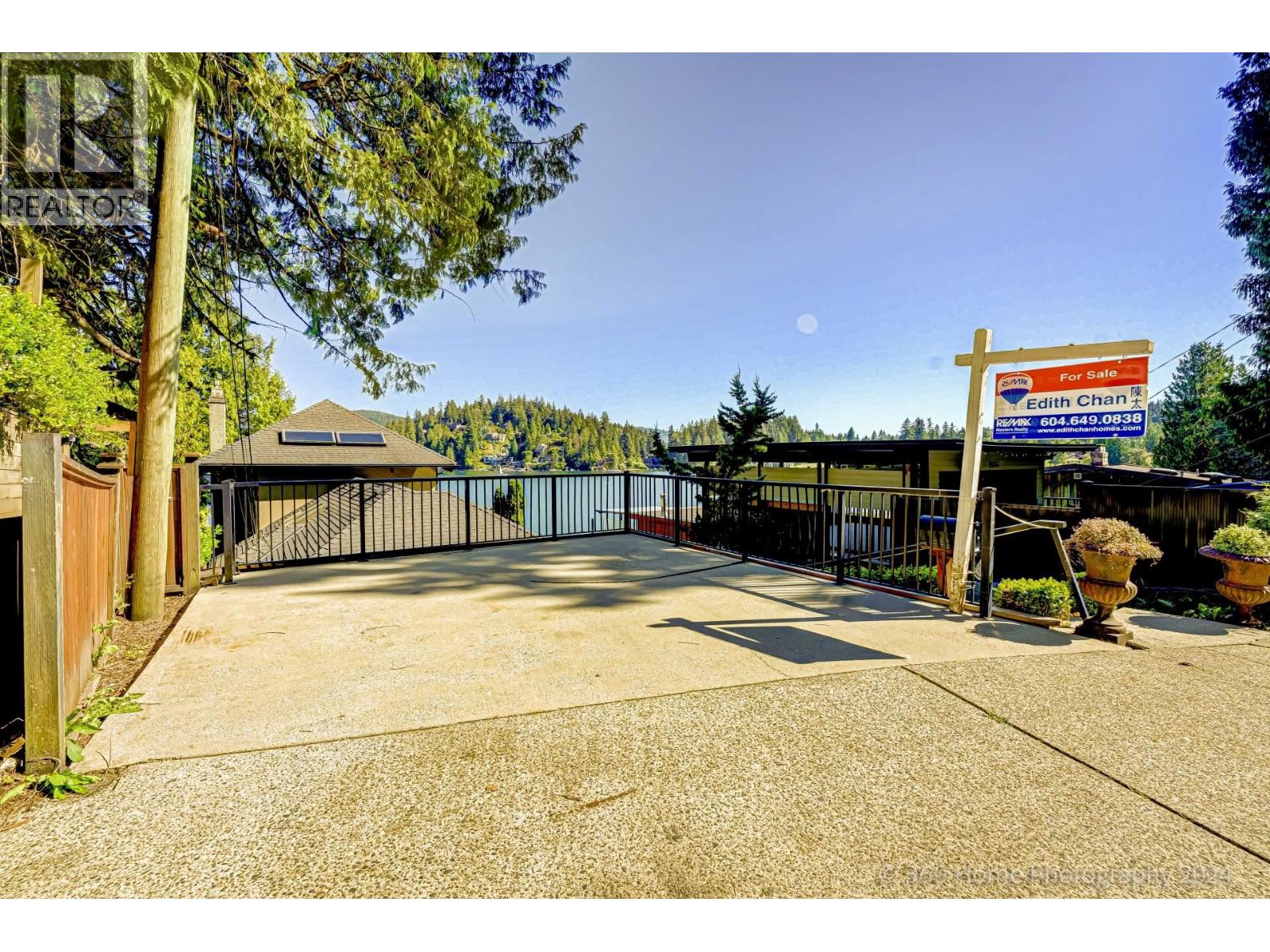 2660 PANORAMA DRIVE, North Vancouver