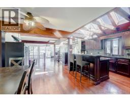 2660 Panorama Drive, North Vancouver, BC V7G1V6 Photo 12