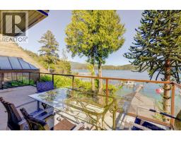 2660 Panorama Drive, North Vancouver, BC V7G1V6 Photo 19