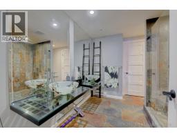 2660 Panorama Drive, North Vancouver, BC V7G1V6 Photo 21