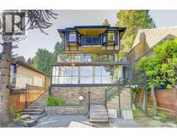 2660 Panorama Drive, North Vancouver, BC V7G1V6 Photo 25