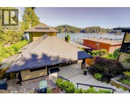 2660 Panorama Drive, North Vancouver, BC V7G1V6 Photo 6