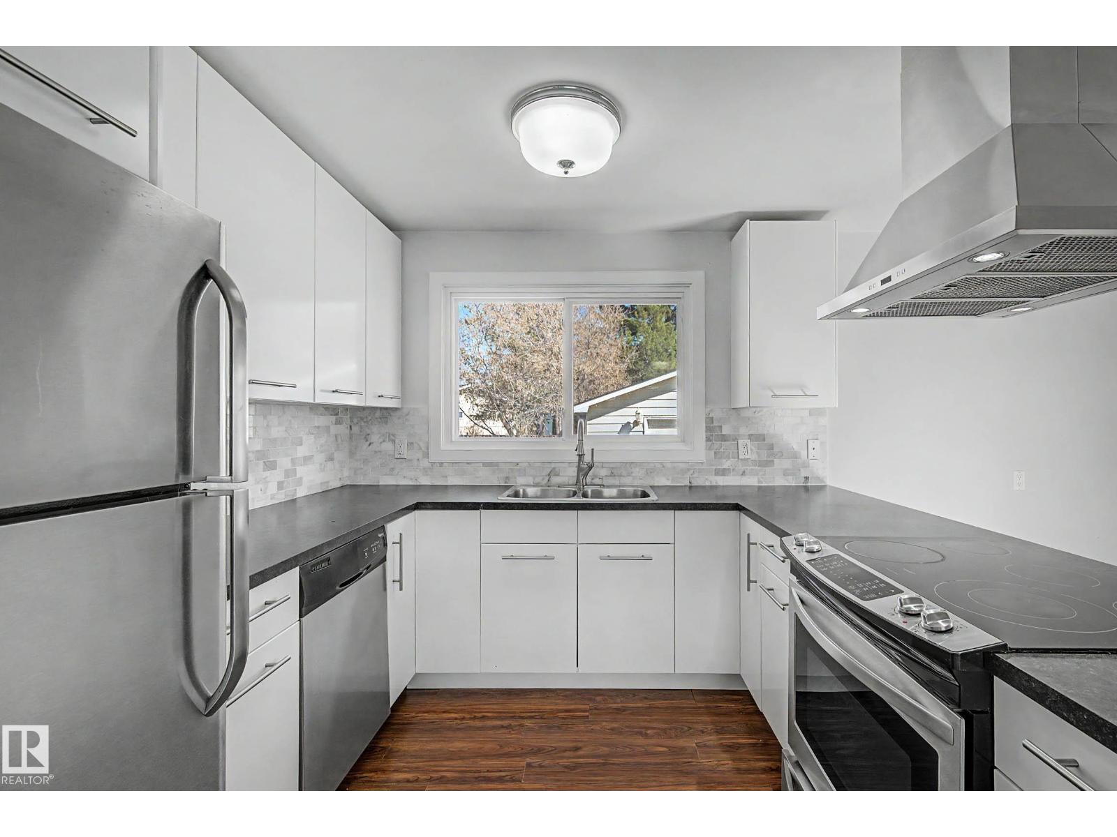 7815 156 ST NW, Edmonton