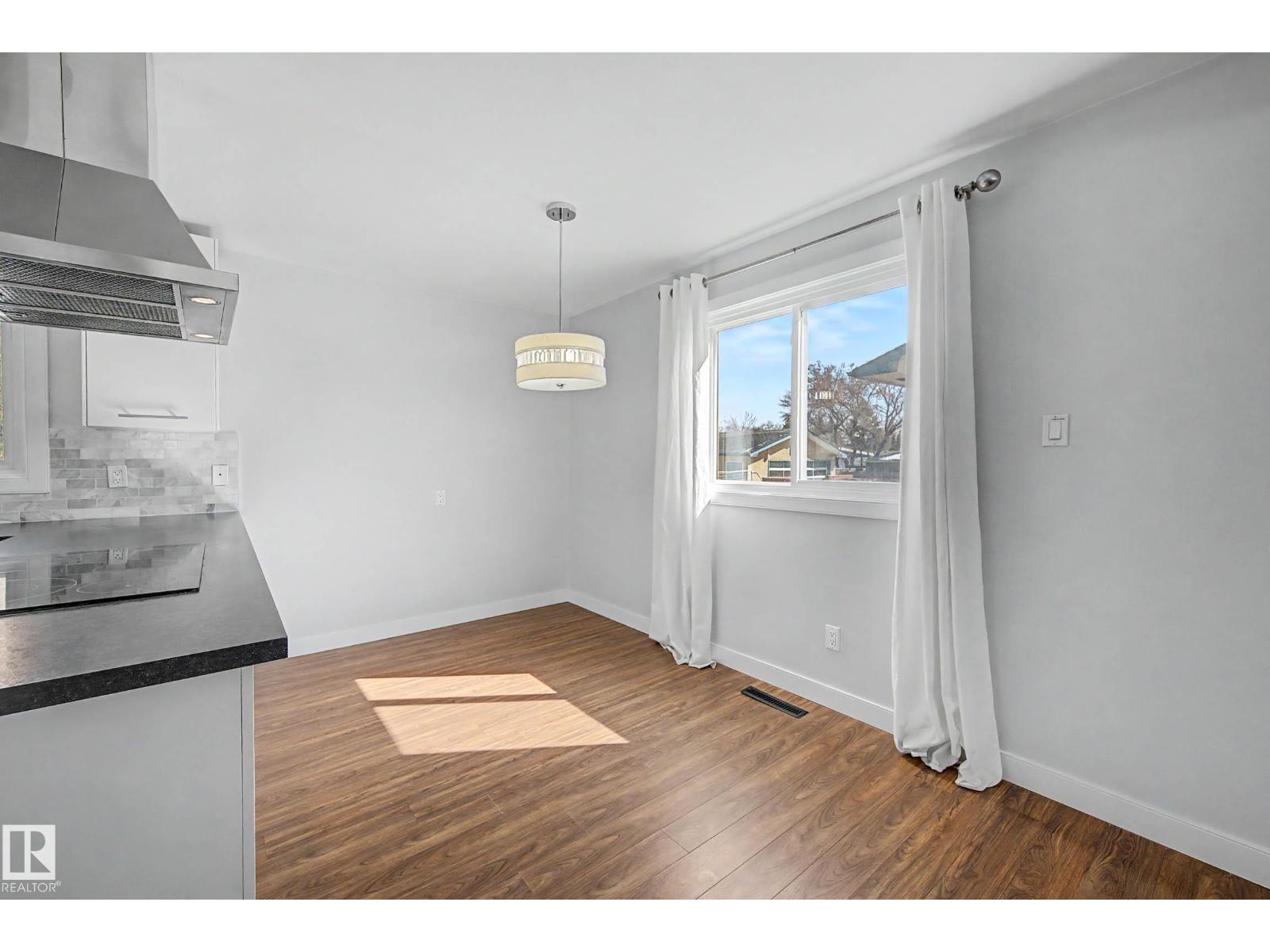 7815 156 ST NW, Edmonton