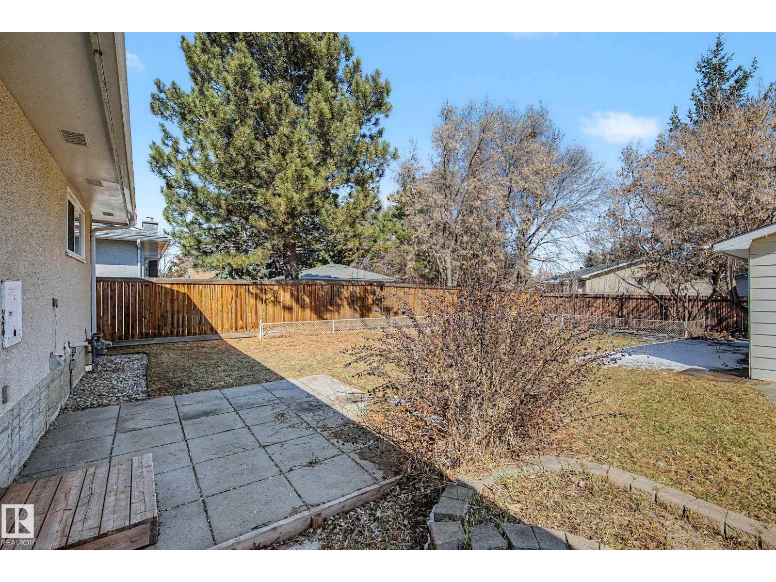 7815 156 ST NW, Edmonton