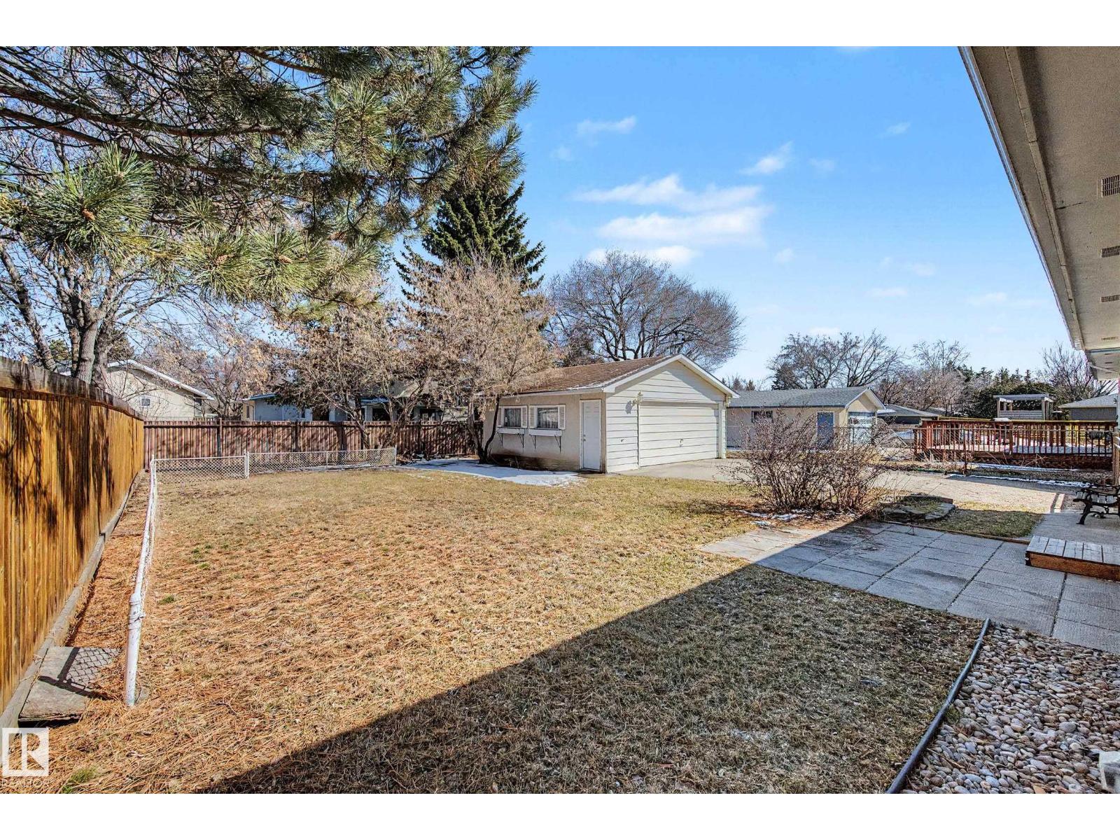 7815 156 ST NW, Edmonton