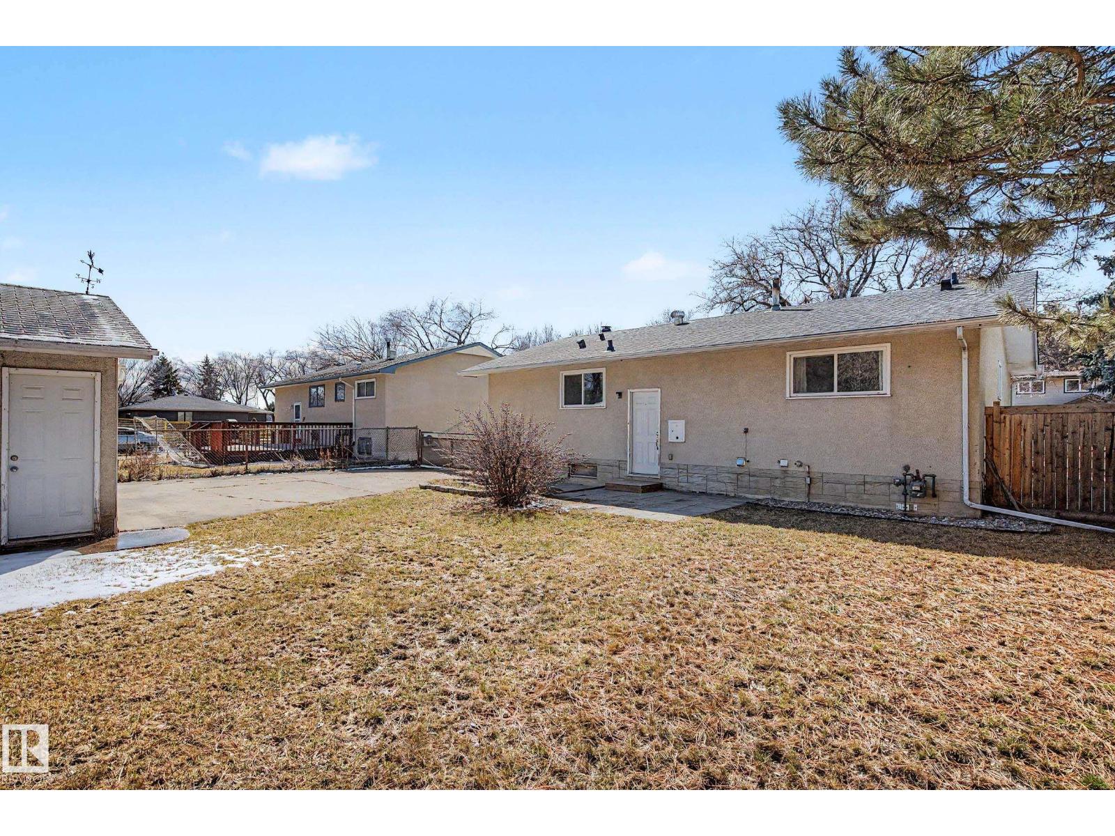 7815 156 ST NW, Edmonton