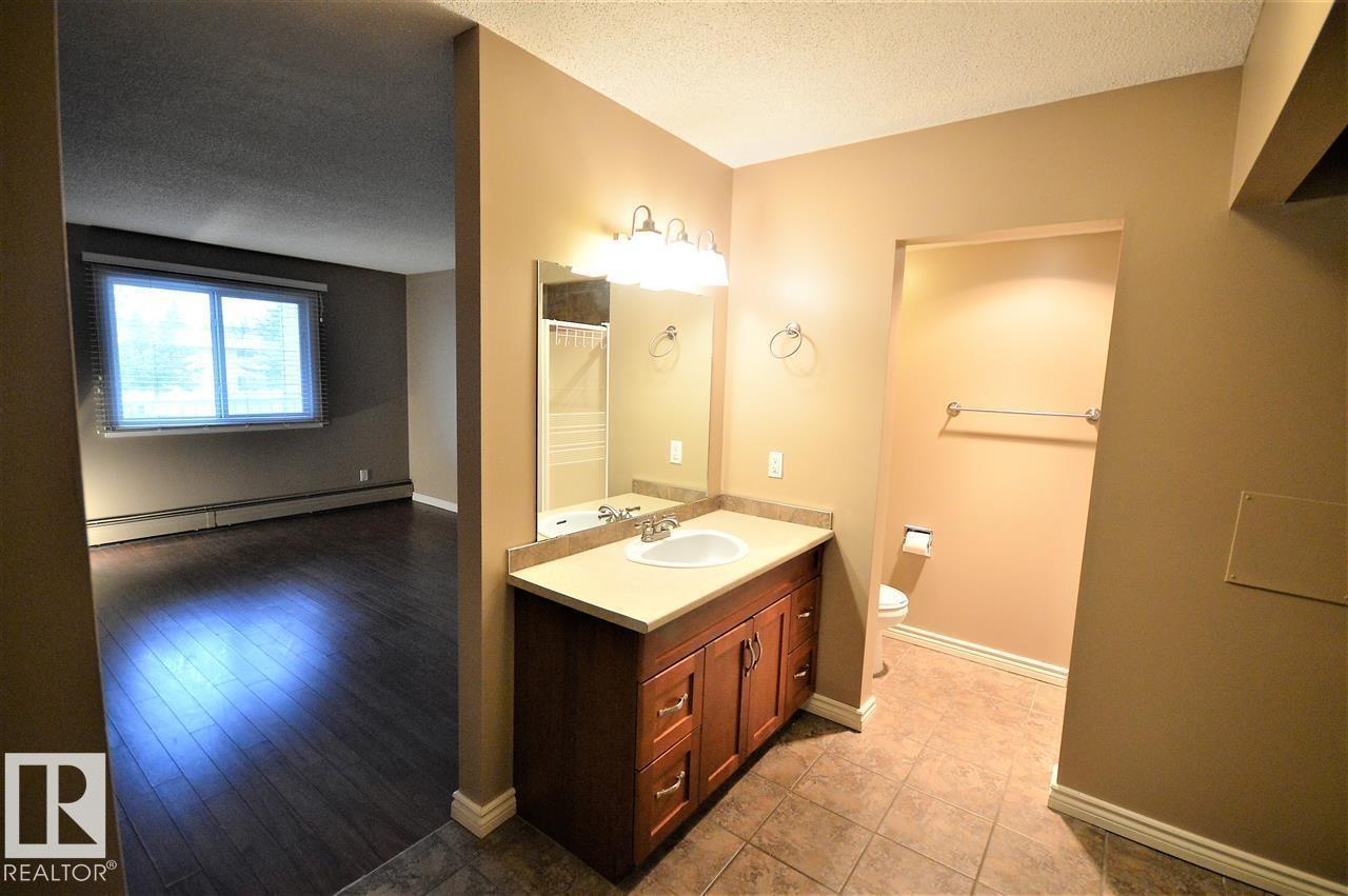 #203 5125 RIVERBEND RD NW, Edmonton