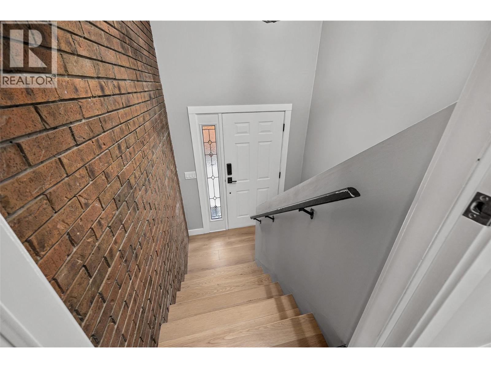 949 Grenfell Court, Kelowna