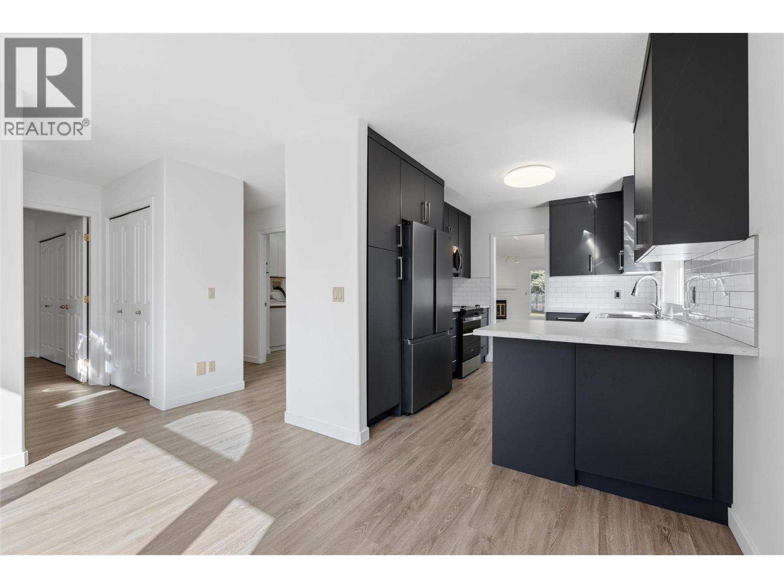 #28 1020 Lanfranco Road Unit# 28 - 12