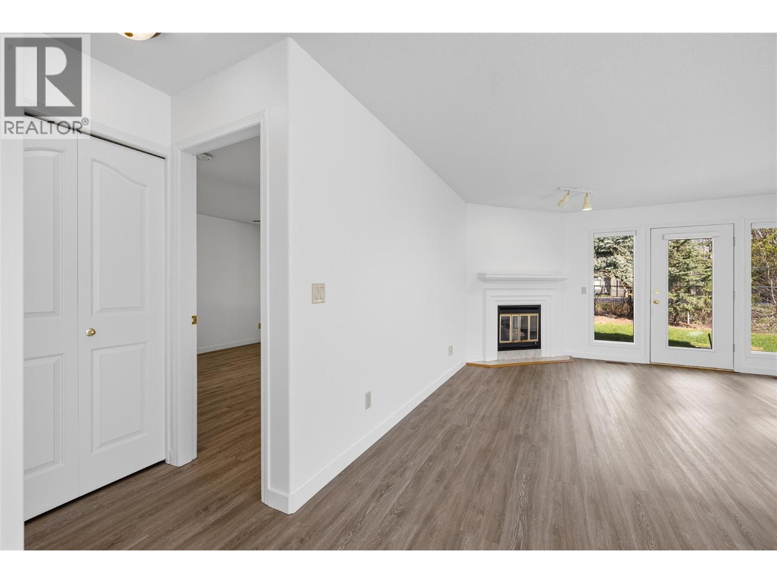 #28 1020 Lanfranco Road Unit# 28 - 24