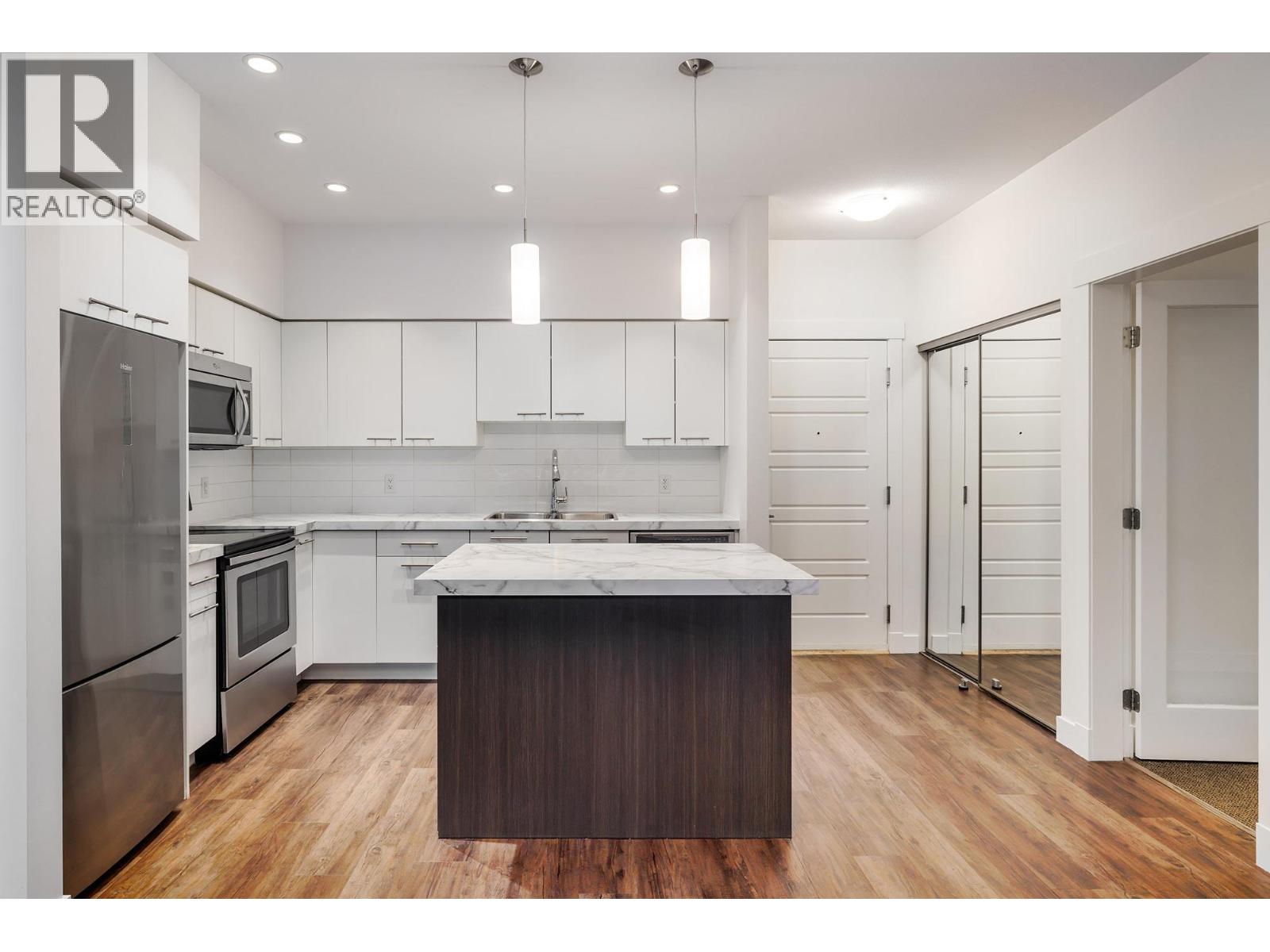 #214-975 Academy Way, Kelowna