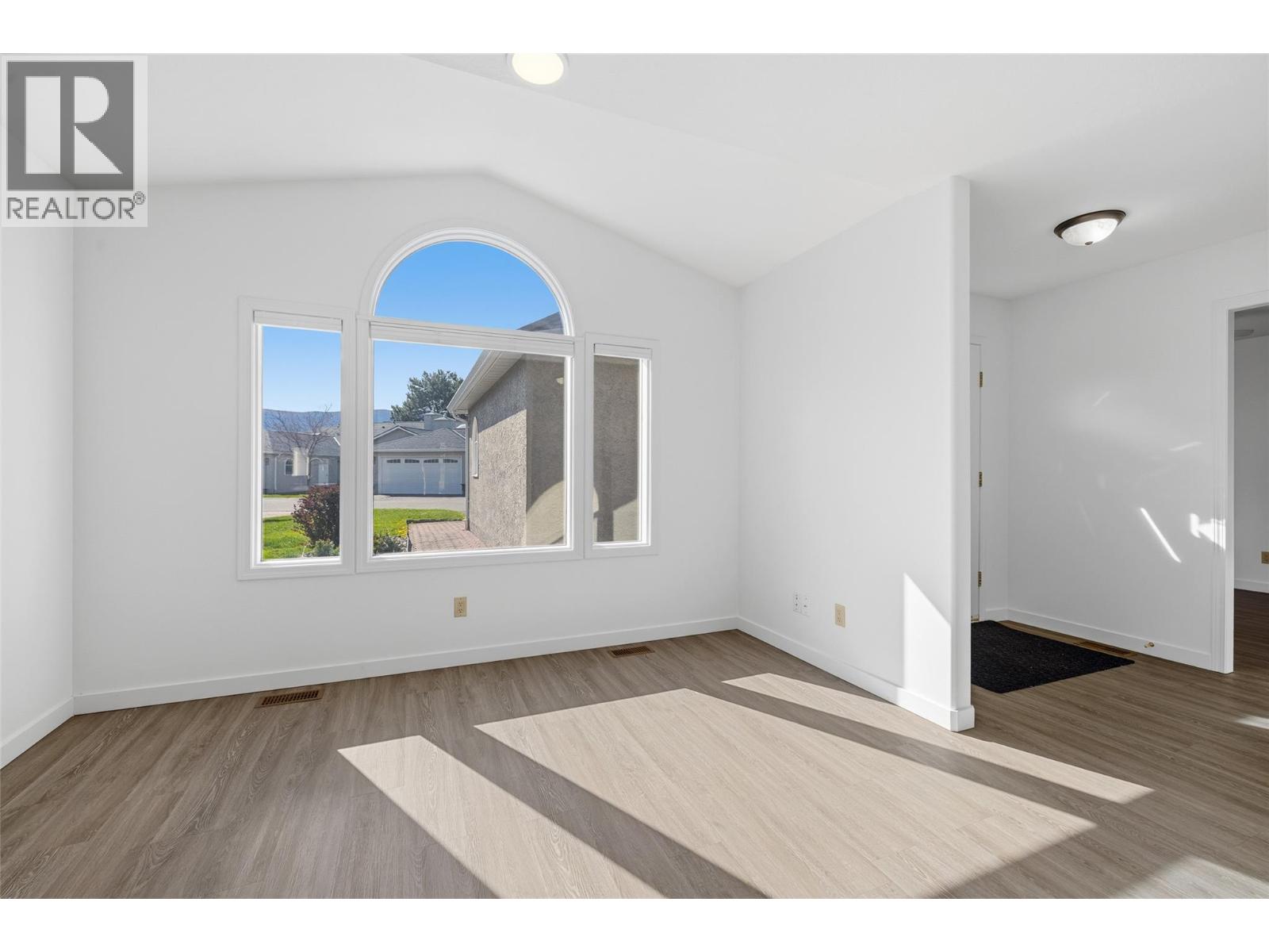 #28 1020 Lanfranco Road Unit# 28 - 11