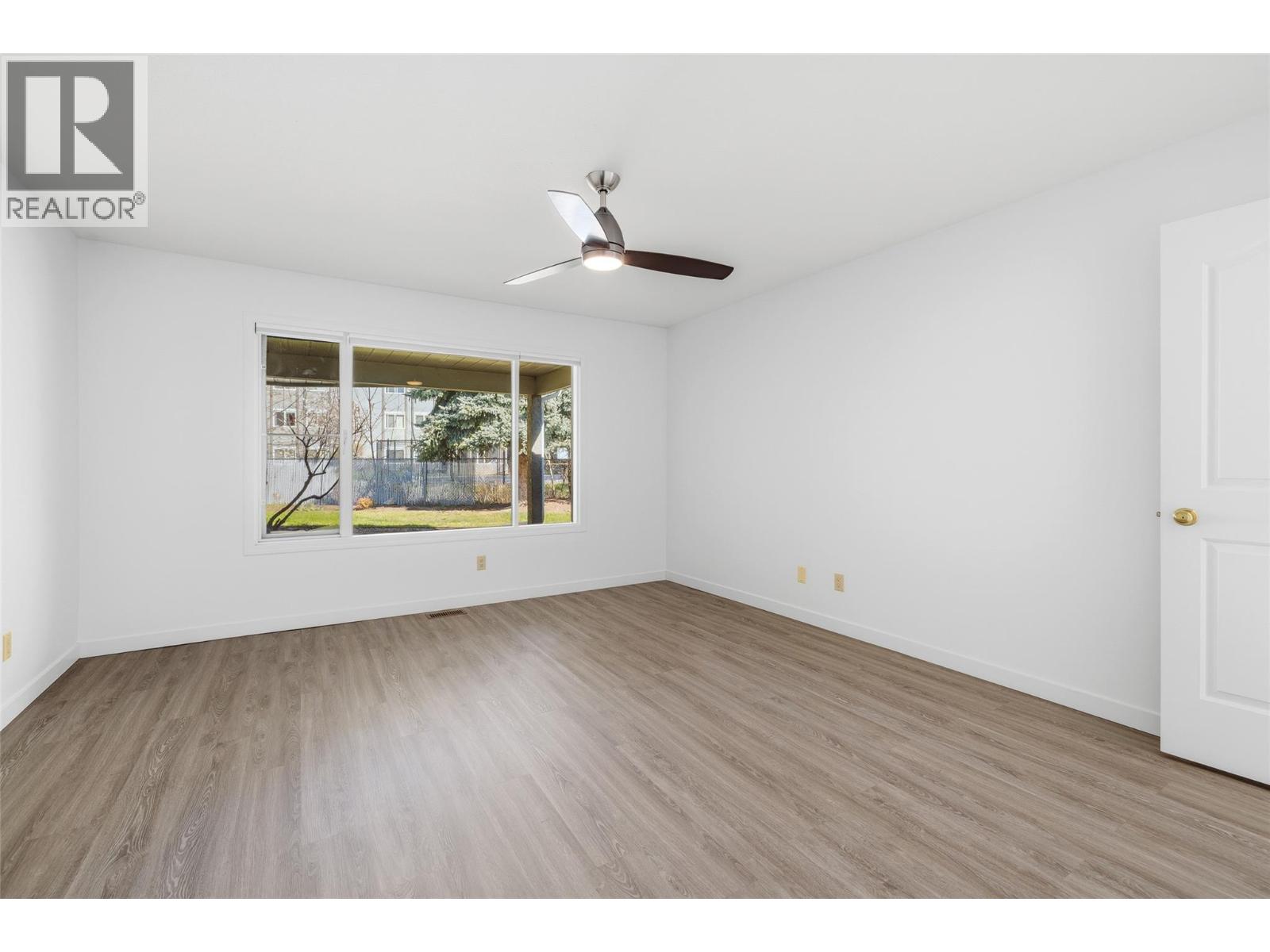 #28 1020 Lanfranco Road Unit# 28 - 27