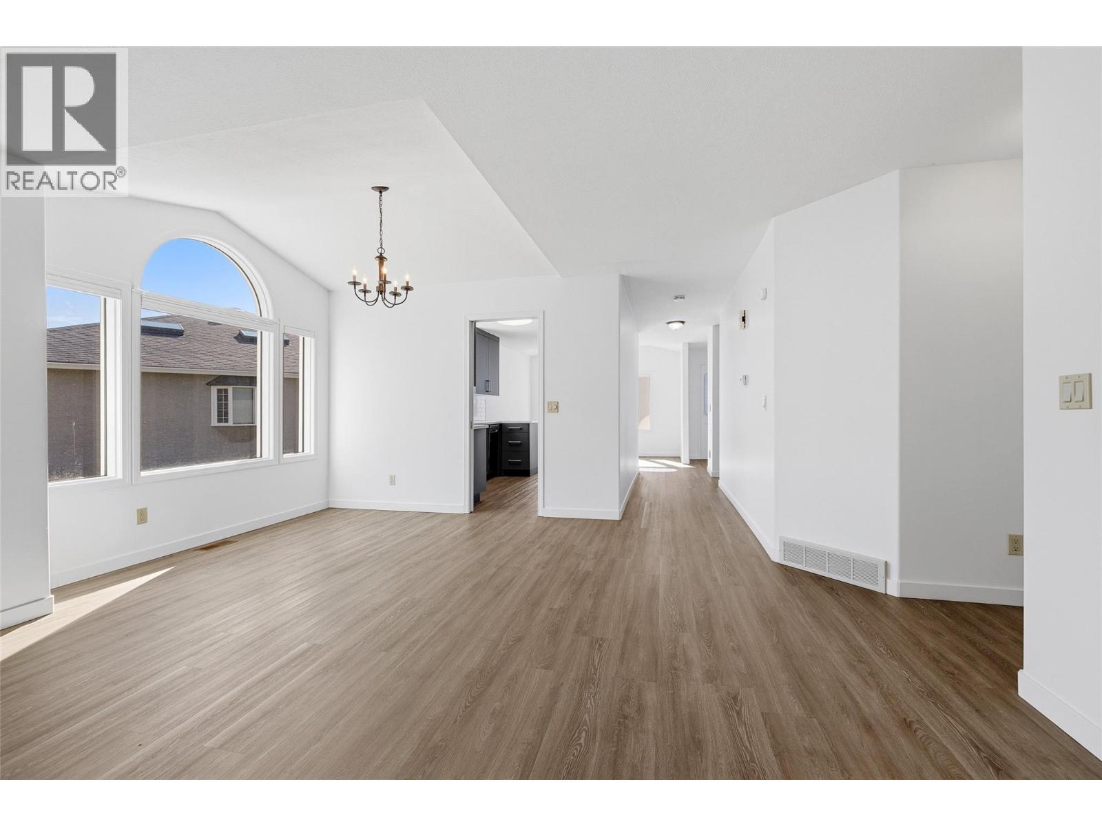 #28 1020 Lanfranco Road Unit# 28 - 32