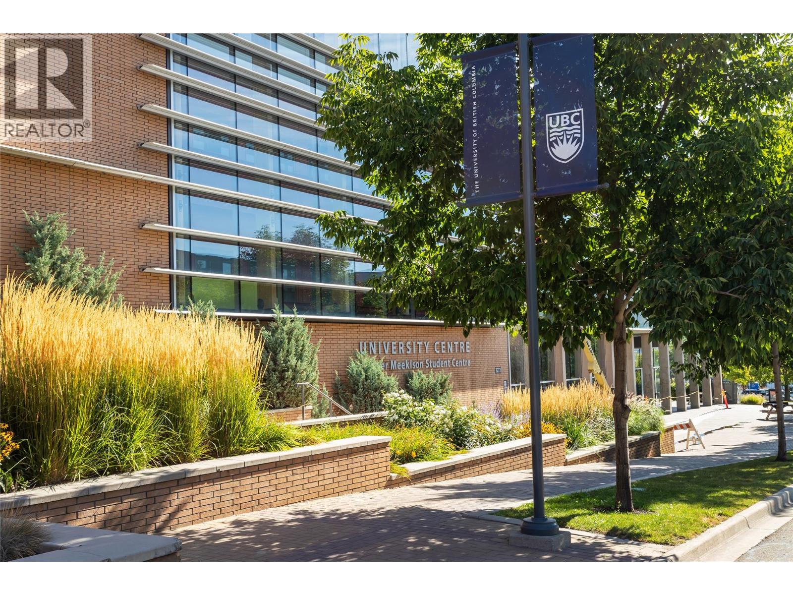 #214 975 Academy Way - 19