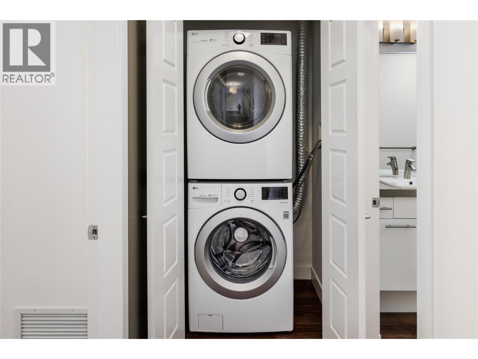 #214 975 Academy Way - 16