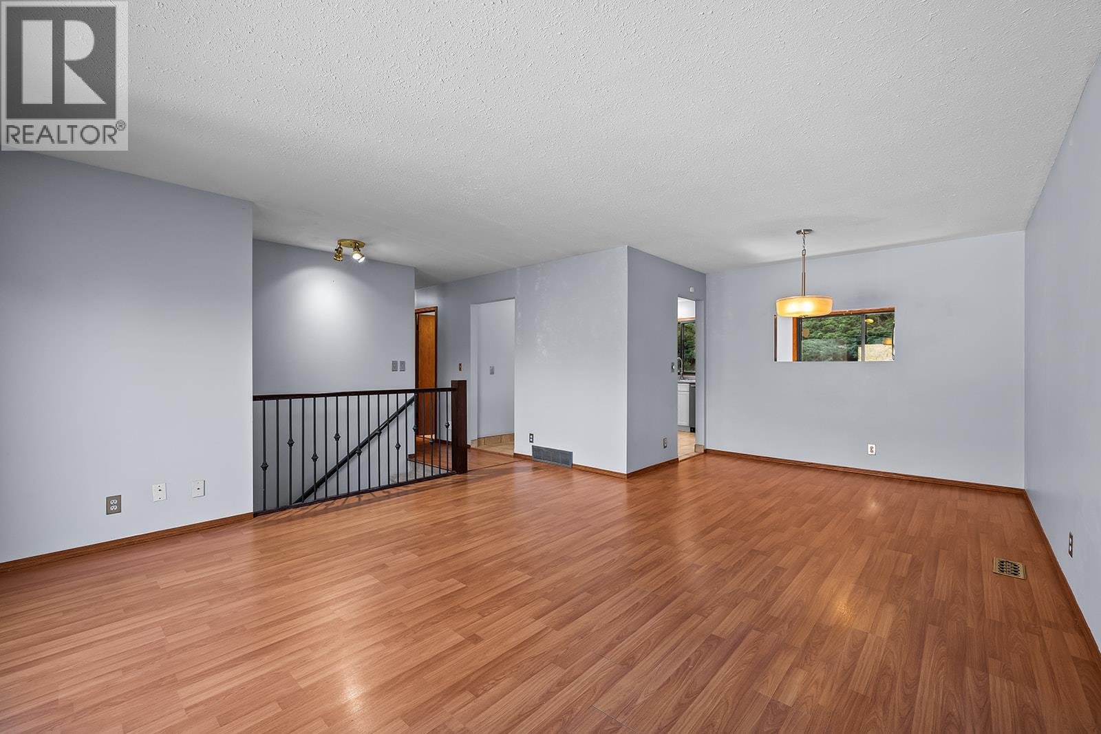  2949 Sandstone Crescent, West Kelowna